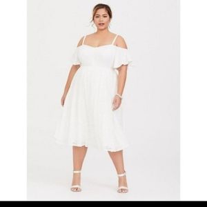 Torrid size 4x Special occasion cold shoulder skater dress